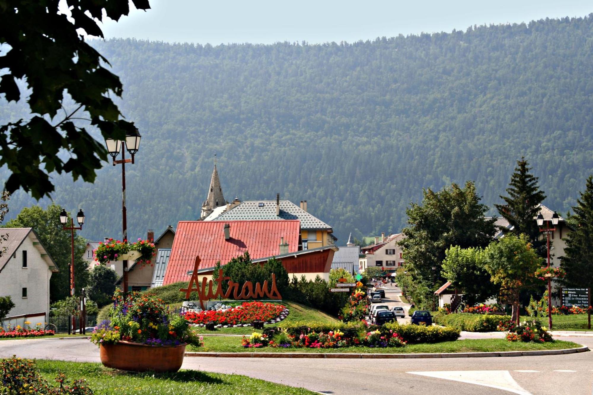 Logis Le Vernay Autrans-Meaudre-en-Vercors Exterior foto